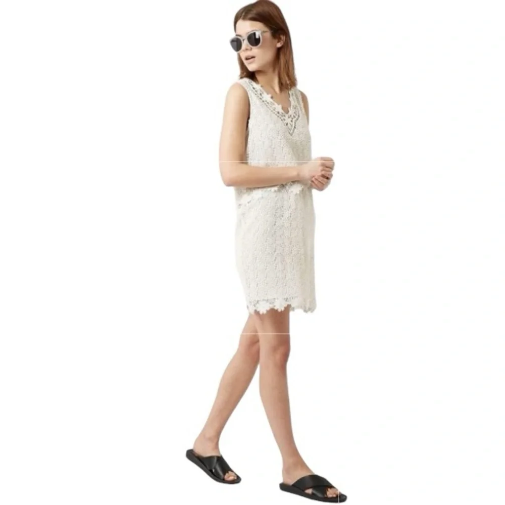 21. Top Shop Women’s Size 2 crochet mini dress ivory floral NWT - Picture 4 of 16
